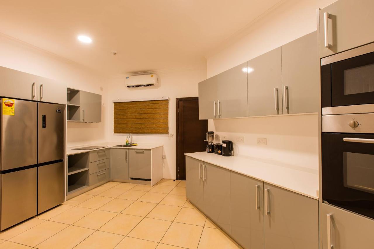 Accra Fine Suites - Holi Flats Airport Residential Extérieur photo